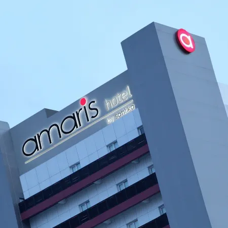 Amaris Hotel Tendean Отели рядом с достопримечательностью «Статуя Панчоран»