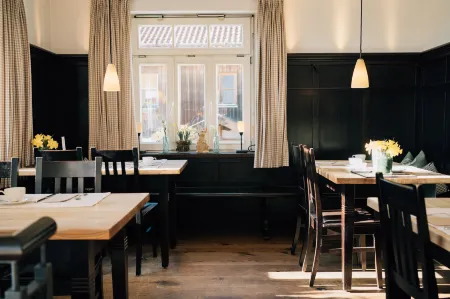 Klostermaier Hotel & Restaurant Отели в г. Мюнзинг