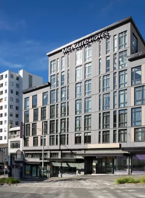 Mercure Auckland Queen Street - Parking