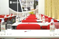 Bretia Apartments