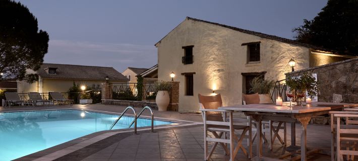 Razis Apartments Hotels in Planos