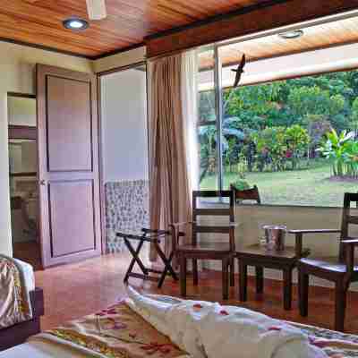 Volcano Lodge, Hotel & Thermal Experience Rooms