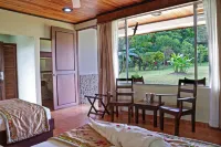 Volcano Lodge, Hotel & Thermal Experience