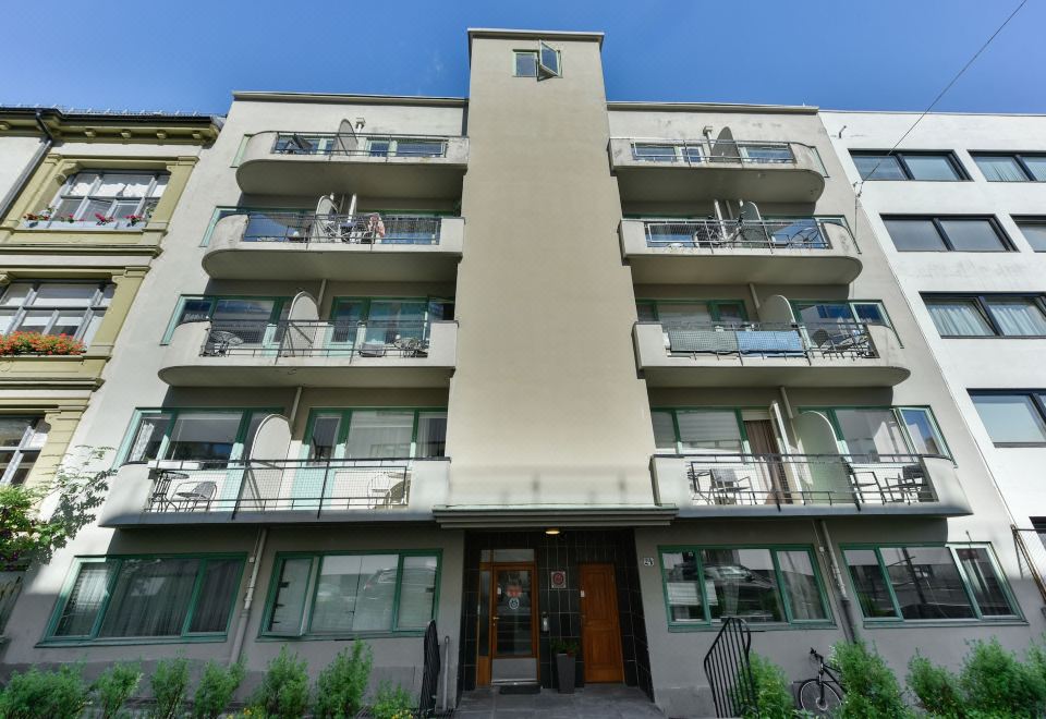 2. 오슬로 아파트먼..