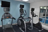 Holiday Inn Express & Suites Mcpherson by IHG - Gym