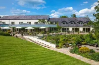 Gibbon Bridge Hotel