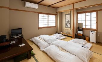 Katsuya Inn
