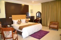 Warri Wetland Hotel - 3 ดาว