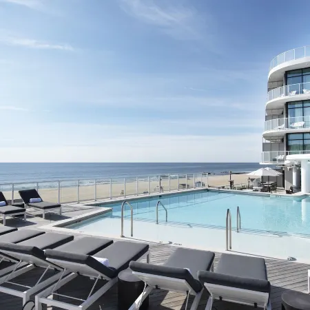 Wave Resort