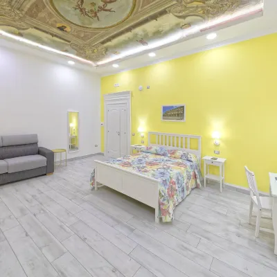 B&B Rest a Napoli Hotels near Metro Art