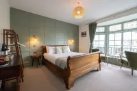 The Bugle Coaching Inn Hôtels à : Totland Bay
