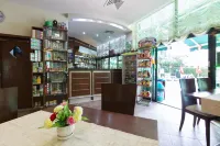 Hotel L&B- Free Parking - breakfast