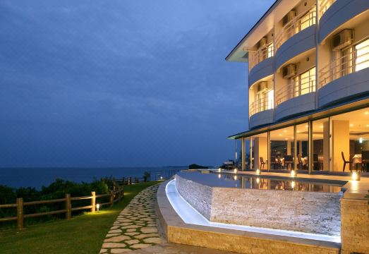 하마히가시마 리조트의 레스토랑 Hapina에서 보이는 바다 전망