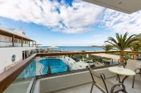 Nostos Beach Boutique Hotel - Strand
