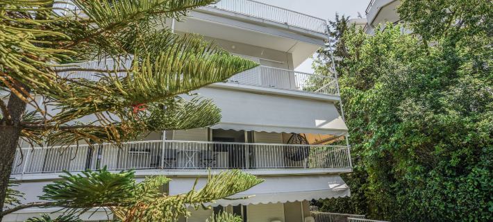 Bliss Living Apartments Vouliagmeni Hotels in Vari-Voula-Vouliagmeni