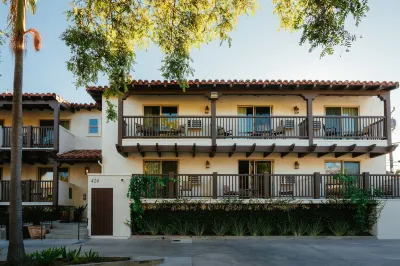 Palmoro House Hotels in Montecito