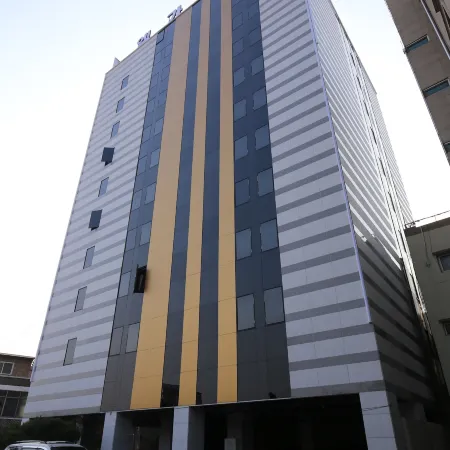 Elga Hotel