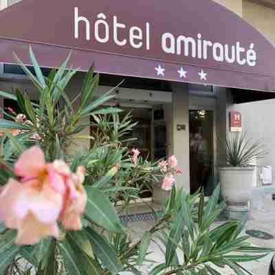 Hôtel Amirauté Hotel Exterior