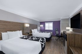 La Quinta Inn by Wyndham Kansas City Lenexa