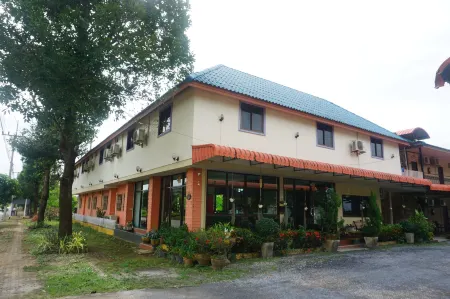 Thapap Resort Отели в г. Na Yong