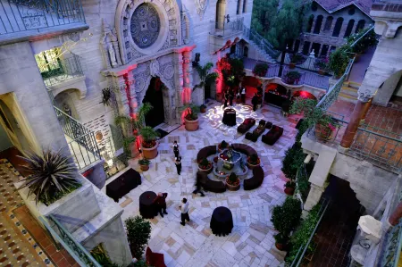 The Mission Inn Hotel and Spa Отели рядом с достопримечательностью «Калифорнийский университет в Риверсайде»