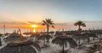 El Mouradi Palace - Families and Couples Only - 5-Star
