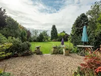 Compton House Hotels in Axbridge
