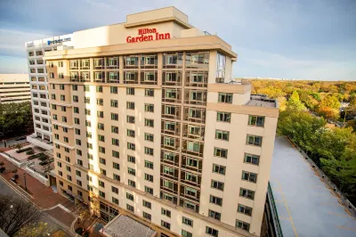 Hilton Garden Inn Bethesda Downtown Hotels near Beanstalk
