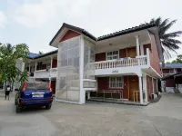 家庭王國度假村 弗里敦住宿飯店