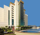 Fraser Suites Seef Bahrain - piscina