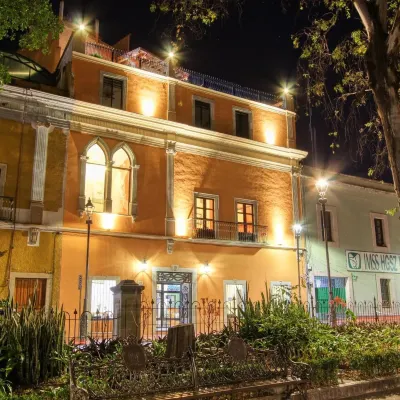Hotel Mansion del Cantador Hotels near Templo de Pardo