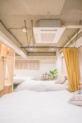 Amp Flat Nishijin 2 Hotel di Sawara Ward