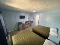 Packsaddle Motel