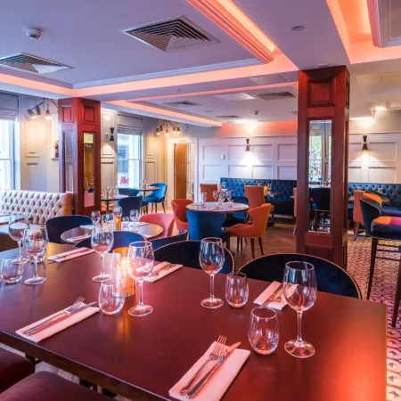 Shipquay Boutique Hotel Отели рядом с достопримечательностью «Гилдхолл»