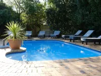 Constantia White Lodge Guest House Hotels near Groot Constantia