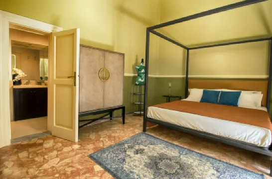 Palazzo Forleo Luxury Apartment Hotel a 