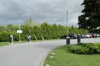 LifeHotel Vienna Airport - parking