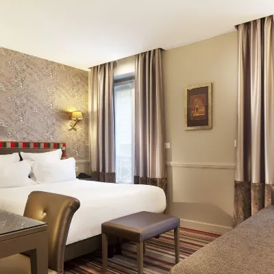Hotel des Comédies Hotels near Conciergerie Palace
