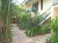 City Gardens Apartments Hotels near Aquascene