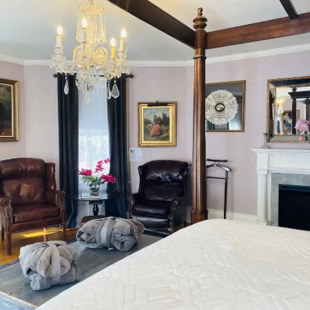 1000 Islands B&B – the Bulloch House