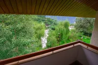 Solang Valley Resort - Mountain view