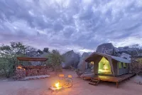 Hoada Camp Site Hotels in Erwee