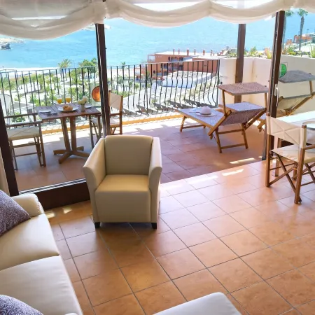 Idyll Suites - Adults Only