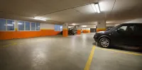 ホテル アメリカン - 駐車場