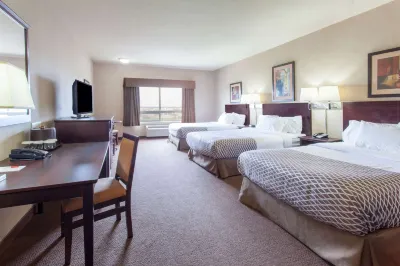 Ramada by Wyndham Camrose Hôtels à : Camrose