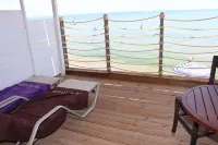 Paralia Beach Boutique Hotel - Bergblick