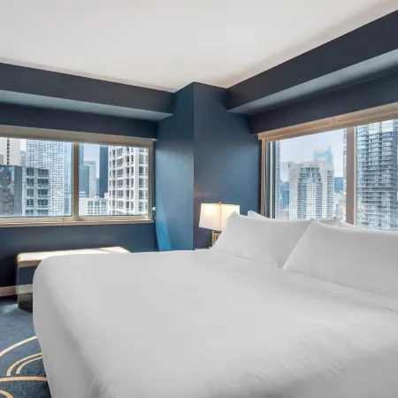 Omni Chicago Hotel
