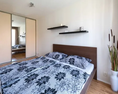 Apartsee Living II. Hotele w: Plzen