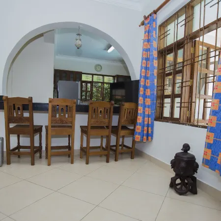 Diani Pearl