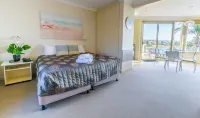 The Bluff Resort Apartments Hotels in Encounter Bay